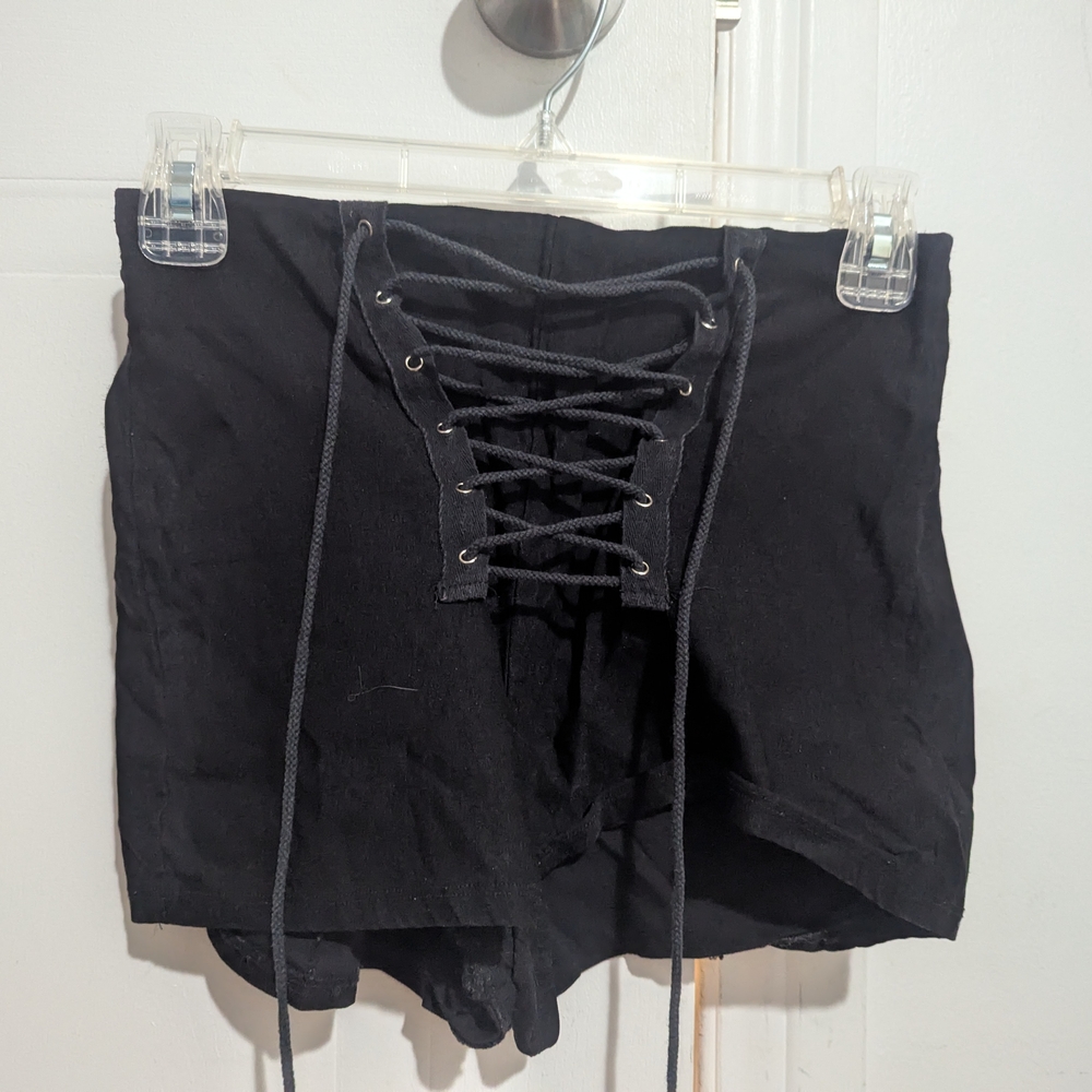 Stretchy Black Lace-Up High Waisted Women's Shorts